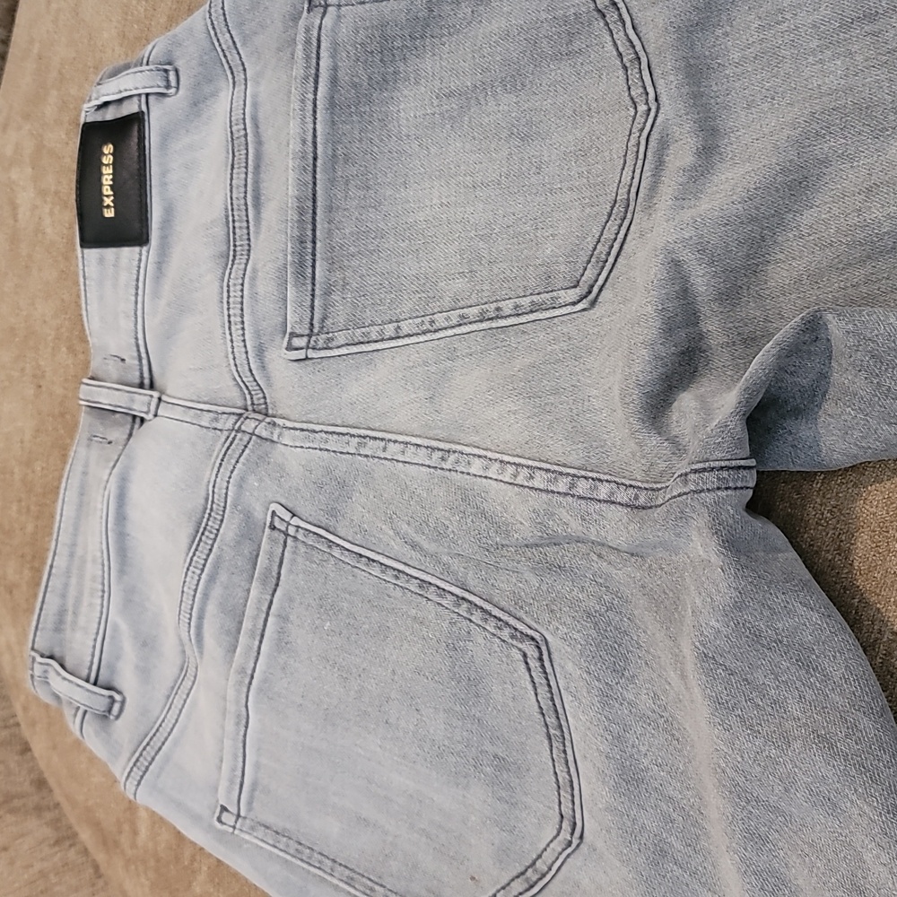 Express Curvy Skinny High Rise Jeans - Picture 12 of 15